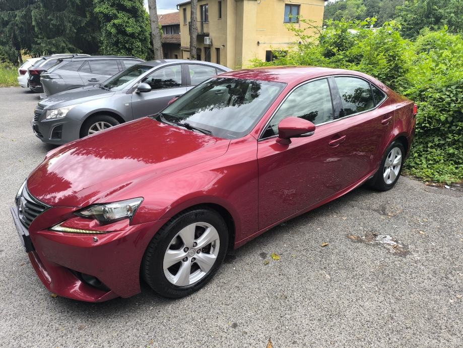 Lexus IS is 300 hibrid automatik, fotografija 5