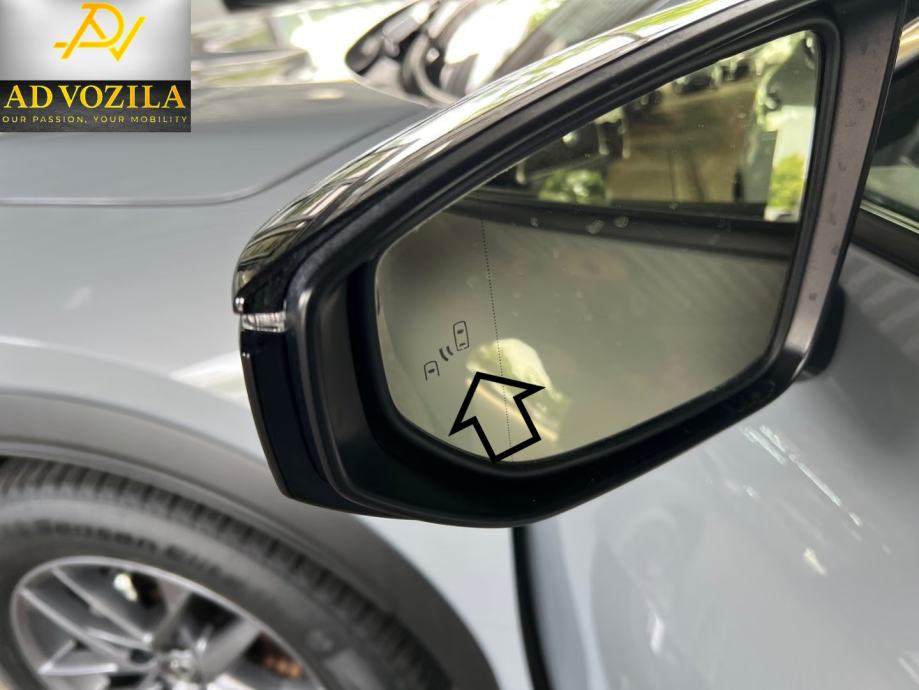 Lexus LBX hibrid LED Kamera Keyless Go, fotografija 9