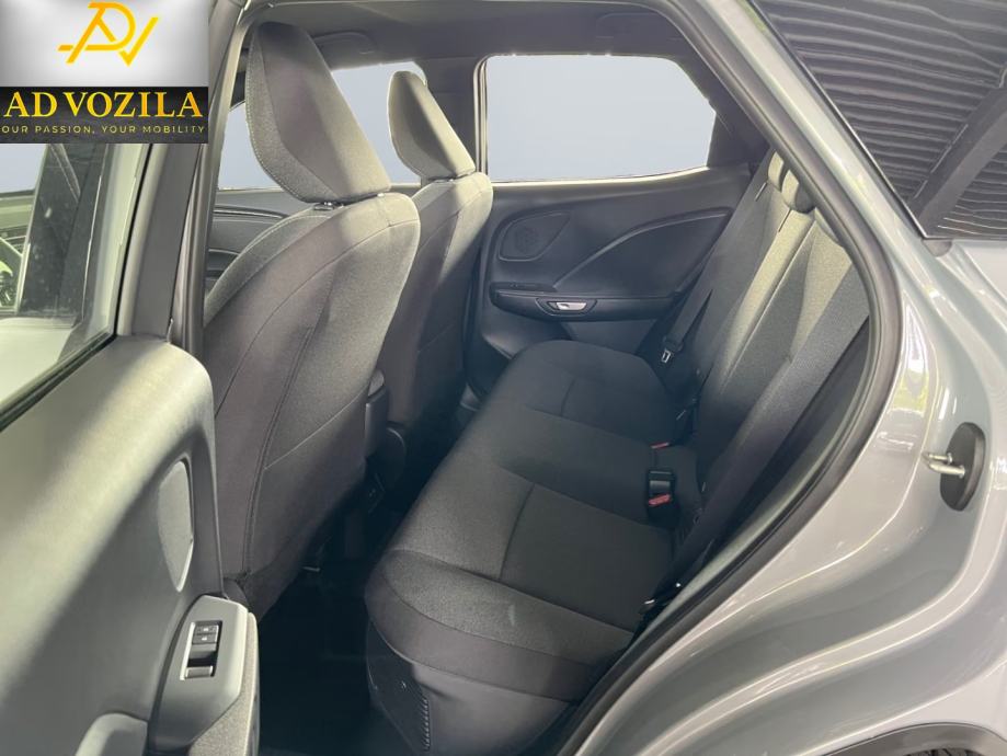 Lexus LBX hibrid LED Kamera Keyless Go, fotografija 14