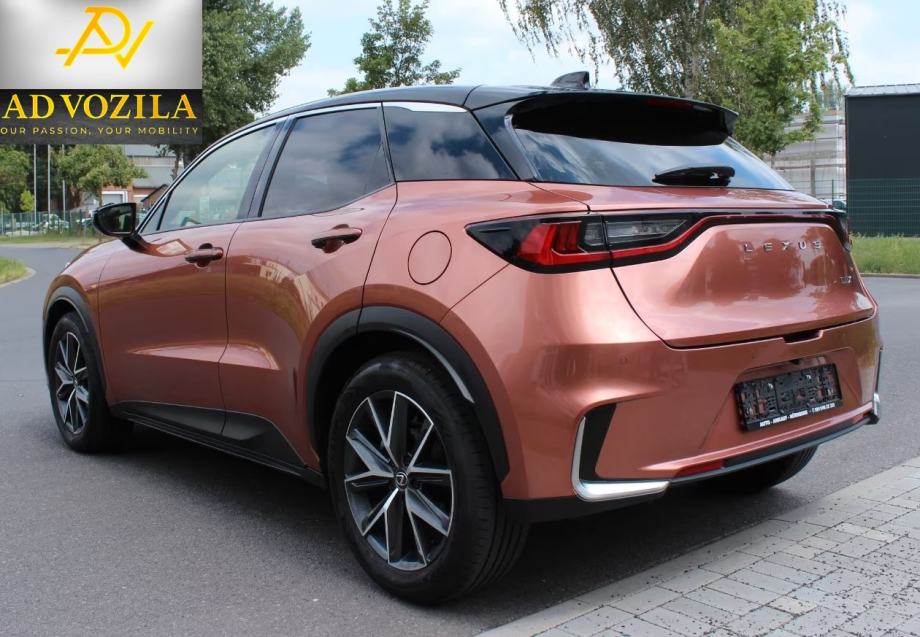 Lexus LBX Emotion LED Kamera Ambi.sv.Navig Keyless €33.900, fotografija 16