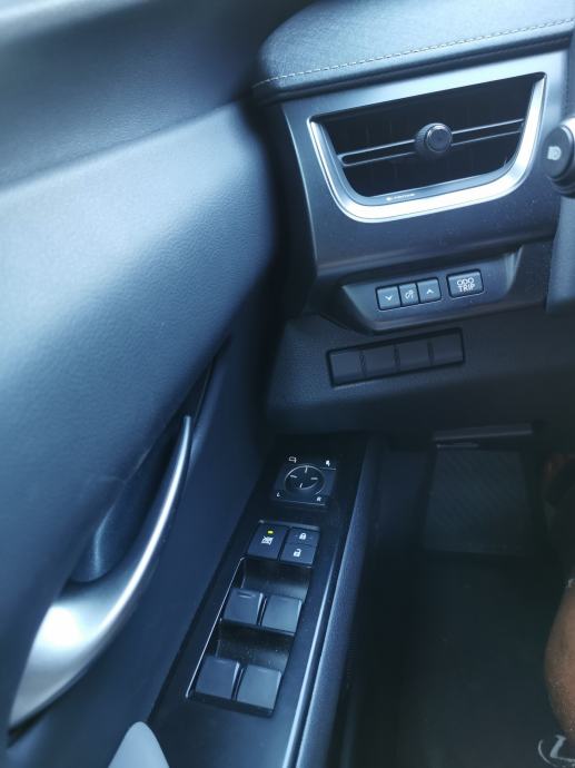 Lexus UX 250h STYLE 184 KS ACC TEMP,, fotografija 11