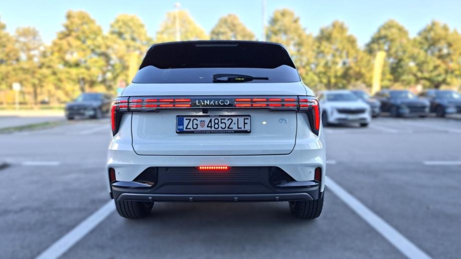 Lynk & Co 01 1.5 PHEV A/T 7DCT FWD, 360 Kamera, Panorama, Jamstvo, fotografija 8