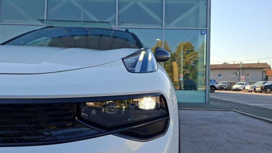 Lynk & Co 01 1.5 PHEV A/T 7DCT FWD, 360 Kamera, Panorama, Jamstvo, fotografija 13