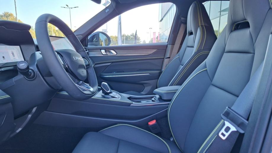 Lynk & Co 01 1.5 PHEV A/T 7DCT FWD, 360 Kamera, Panorama, Jamstvo, fotografija 15