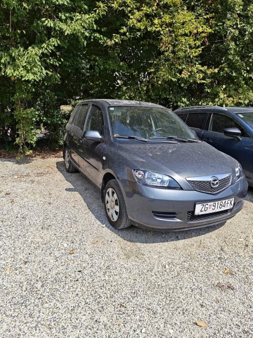Mazda 2 1,25 i II, fotografija 2