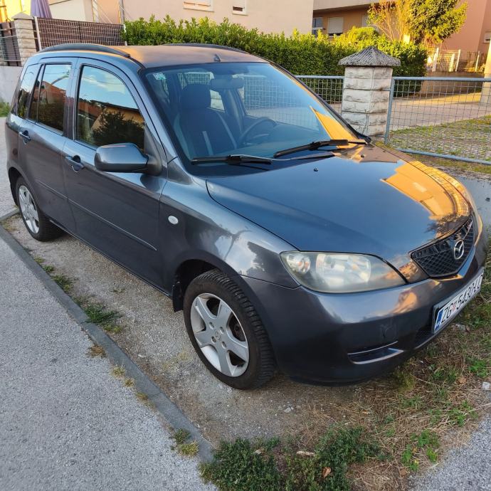 Mazda 2 1,25 i reg. do 12/26, fotografija 2