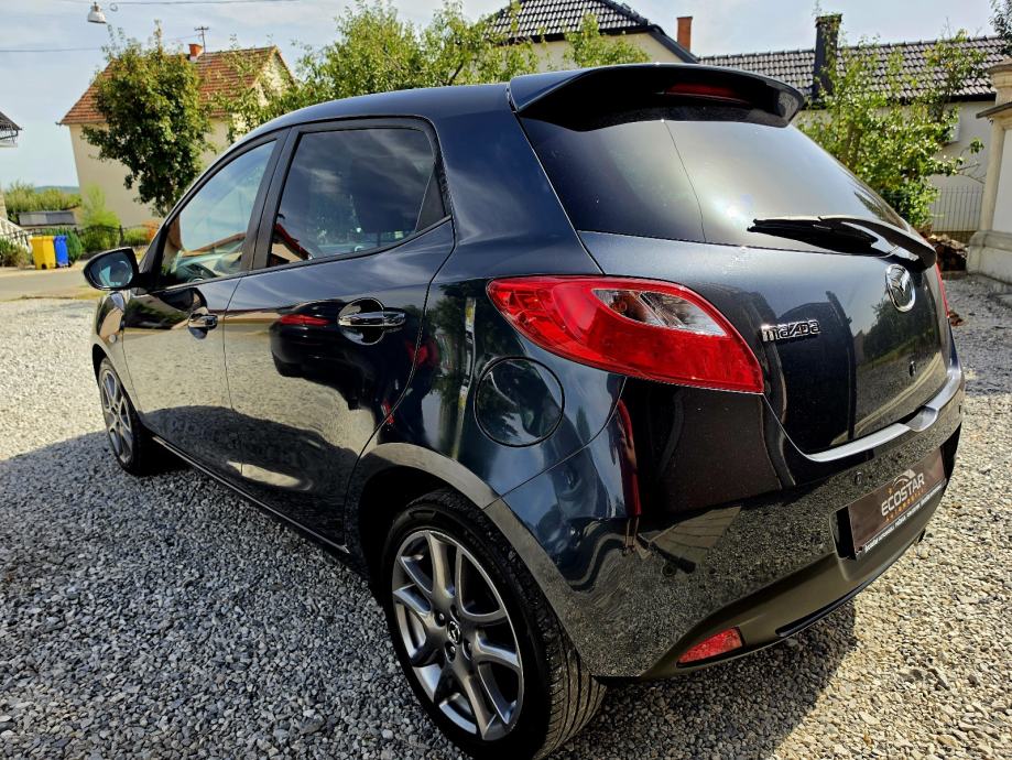 Mazda 2 1,3 benzin 2012 godina #Navi,park senzori ,gr.sjedala...#, fotografija 9