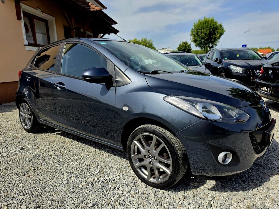 Mazda 2 1,3 benzin 2012 godina #Navi,park senzori ,gr.sjedala...#, fotografija 10