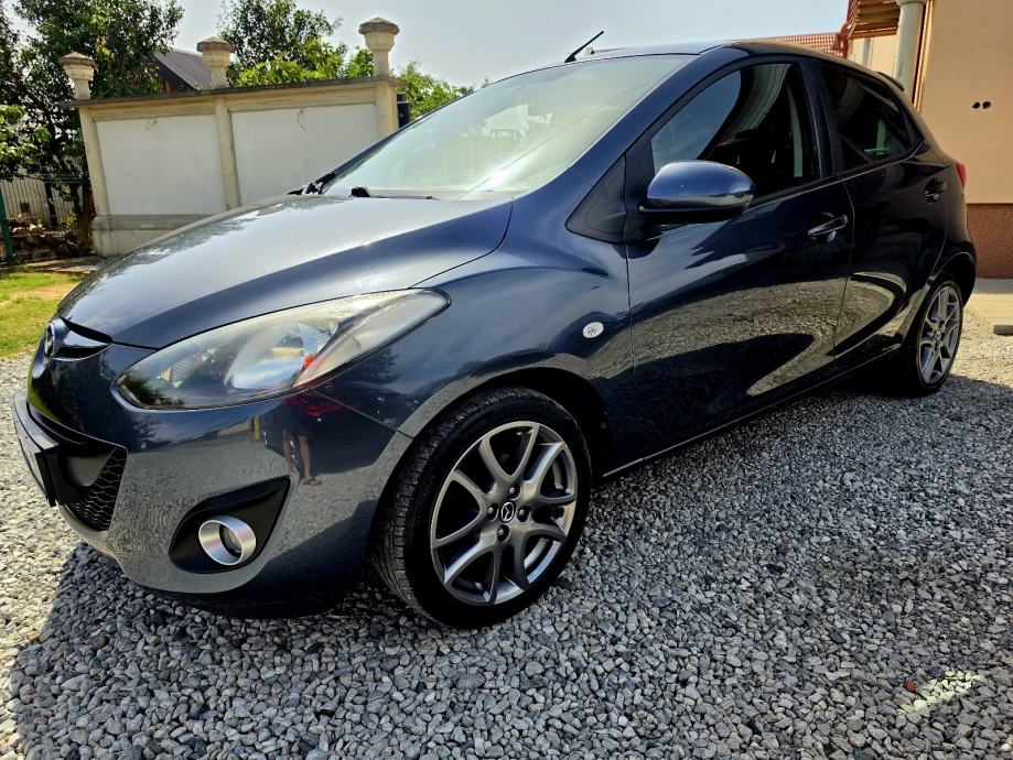 Mazda 2 1,3 benzin 2012 godina #Navi,park senzori ,gr.sjedala...#, fotografija 4
