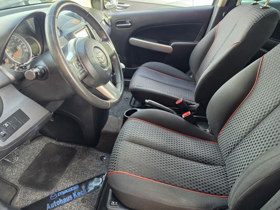 Mazda 2 1,3 benzin 2012 godina #Navi,park senzori ,gr.sjedala...#, fotografija 16