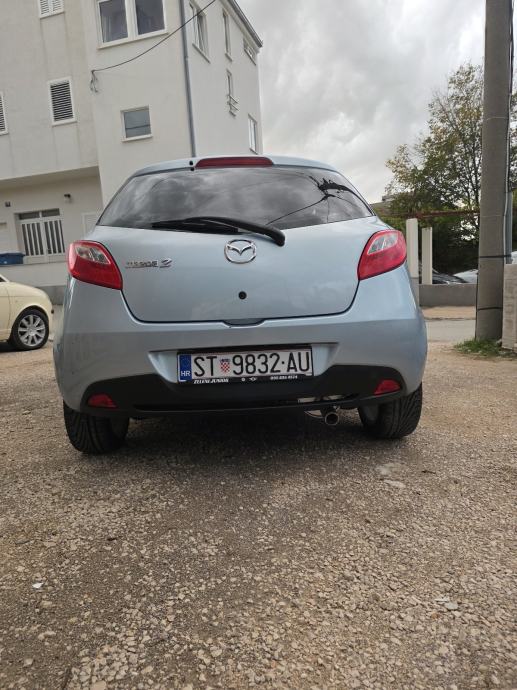 Mazda 2 1,3 i CE reg do 10/27 nije fixno, fotografija 6