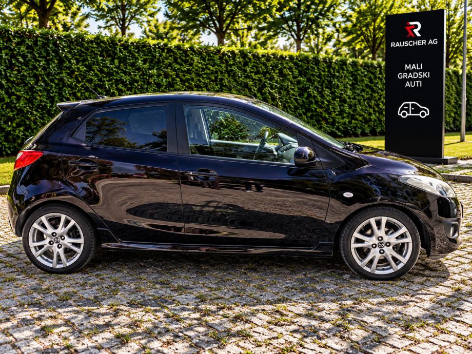 MAZDA 2 1.3 DYNAMIC-TJEDNI JESENSKI POPUST-ZA ONE KOJI ZNAJU DOVOLJNO, fotografija 2
