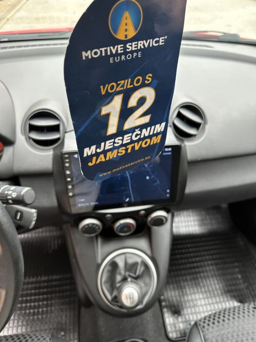 Mazda 2 1,3 i * NAVI * GARANCIJA 12 MJESECI *, fotografija 17