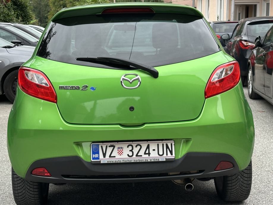Mazda 2 1,3 i TE, fotografija 5