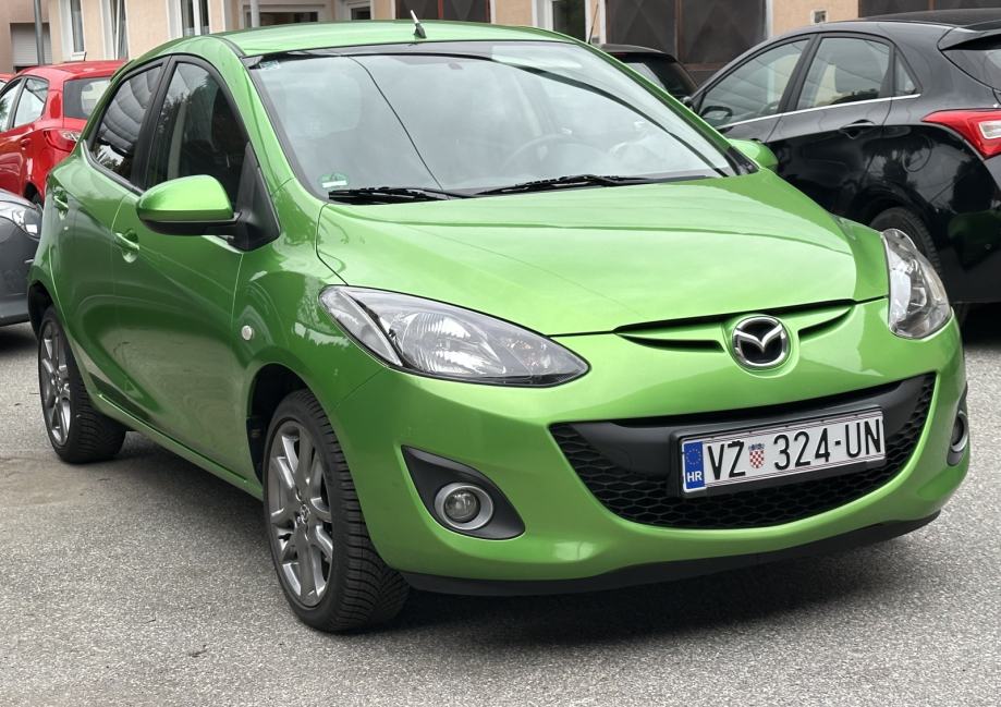 Mazda 2 1,3 i TE, fotografija 3