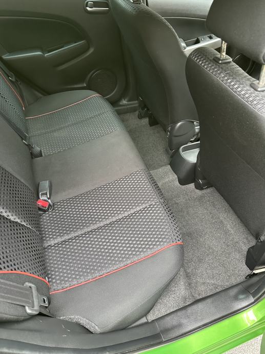 Mazda 2 1,3 i TE, fotografija 10