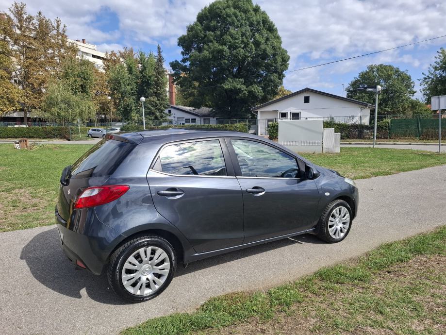 Mazda 2 1.4 Diesel 2009g.reg.1 god, fotografija 9