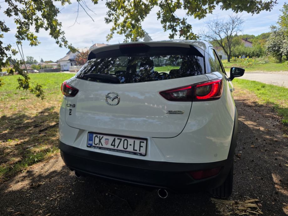 Mazda CX-3, fotografija 10