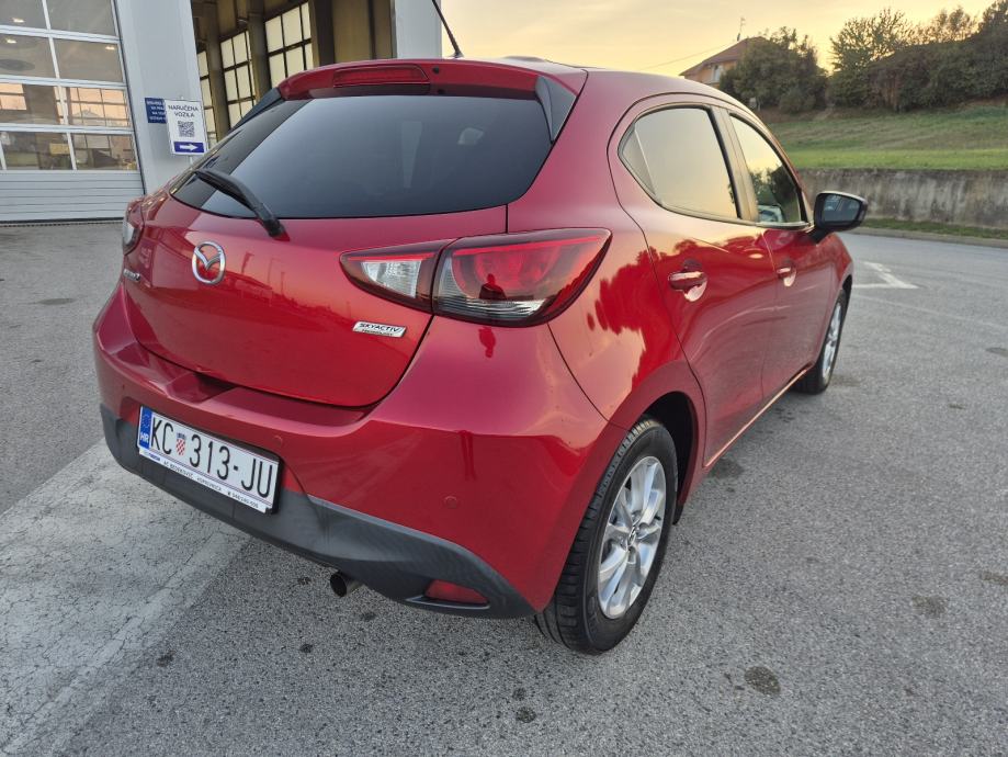 Mazda 2 REVOLUTION 66200km,Led farovi, fotografija 3