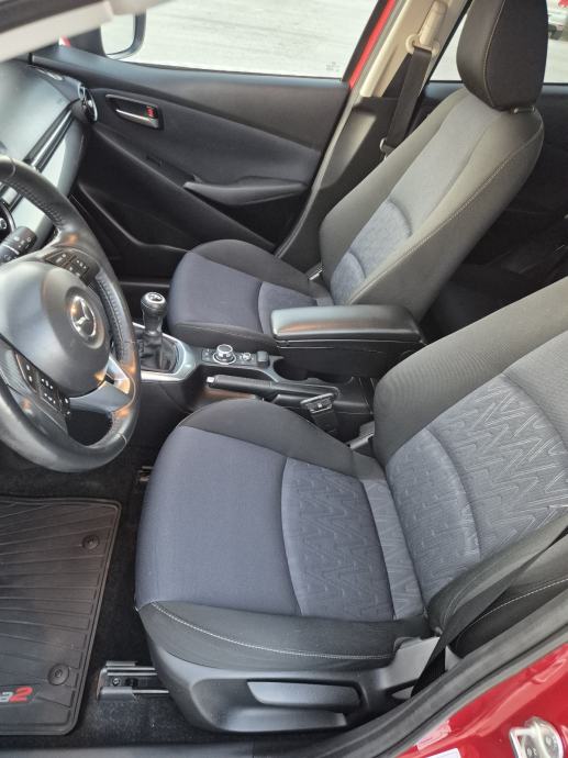 Mazda 2 REVOLUTION 66200km,Led farovi, fotografija 9