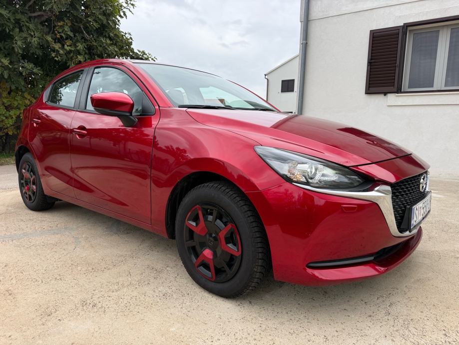 Mazda 2, fotografija 3