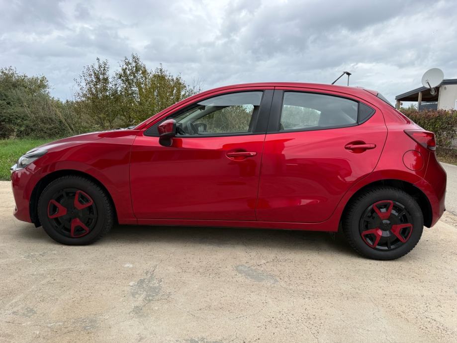 Mazda 2, fotografija 6