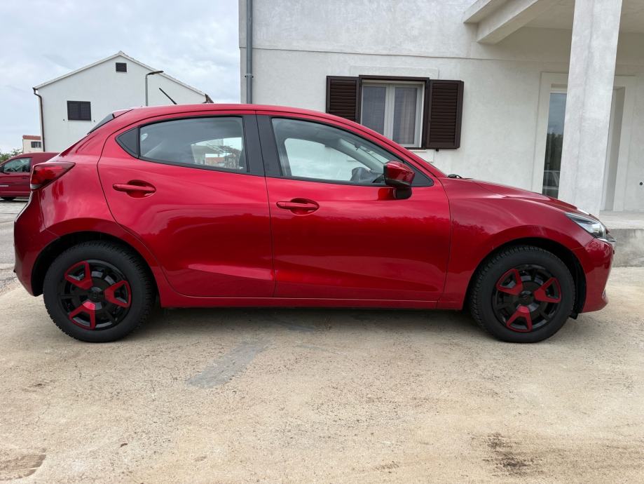 Mazda 2, fotografija 7