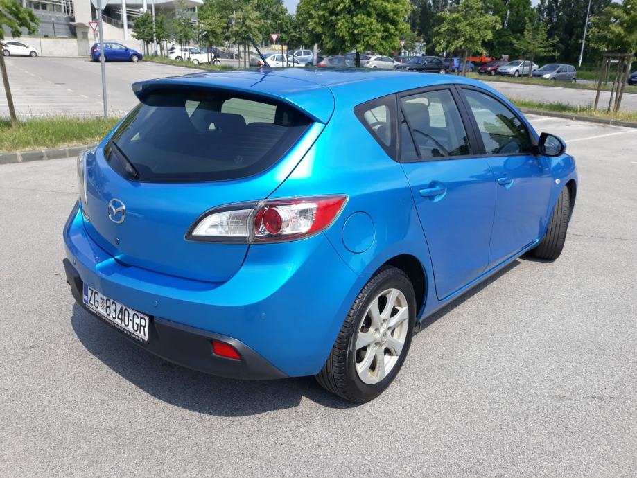 Mazda 3 1 поколение Mazda 3 1 поколение