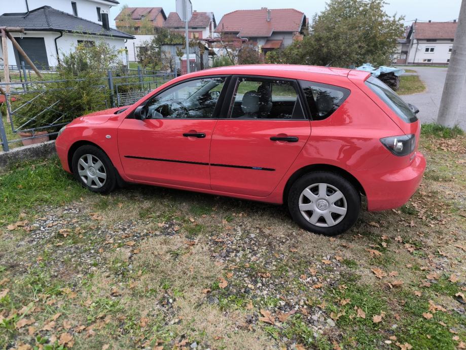Mazda 3 1.6diesel,odlična, fotografija 3