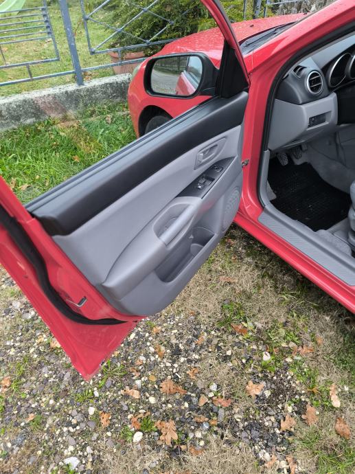 Mazda 3 1.6diesel,odlična, fotografija 7