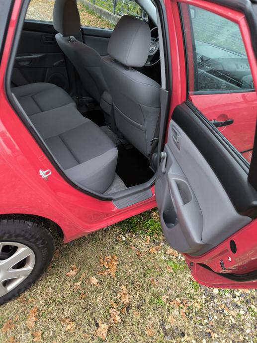Mazda 3 1.6diesel,odlična, fotografija 8
