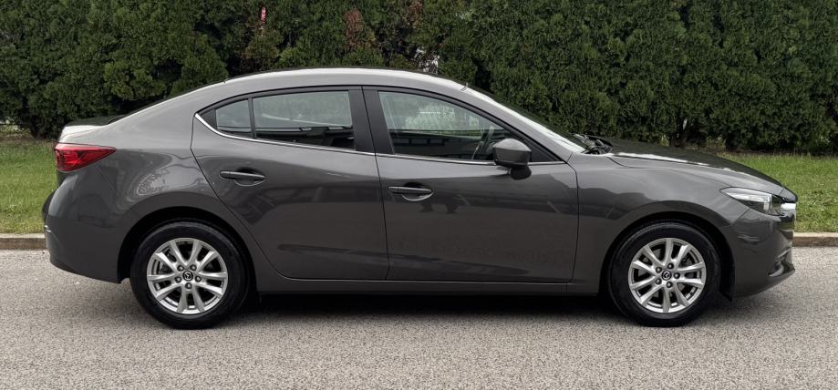 Mazda 3 2.0 benzinac = 23 000 km = Kupljen nov u HR - 1. VLASNIK, fotografija 8