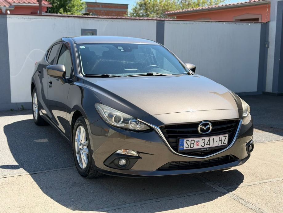 Mazda 3 2.2 SkyActive Disel, fotografija 6
