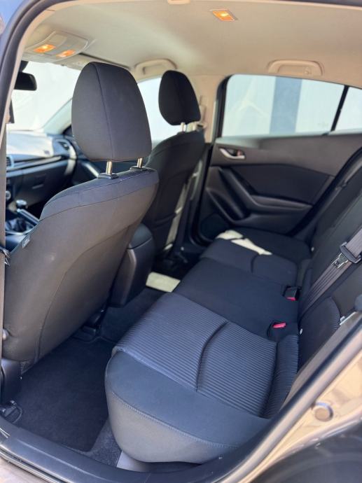 Mazda 3 2.2 SkyActive Disel, fotografija 7