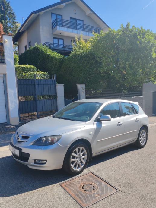 Mazda 3 CD110 TE HR AUTO PRVI VLASNIK SERVISNA+SERVIS LJETNE I ZIMSKE, fotografija 3