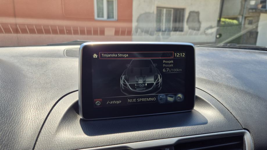 Mazda 3 Cd150 hatchback, fotografija 12