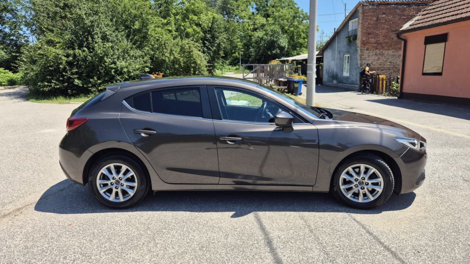 Mazda 3 Cd150 hatchback, fotografija 5