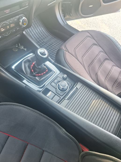 Mazda 3 CD150, fotografija 16