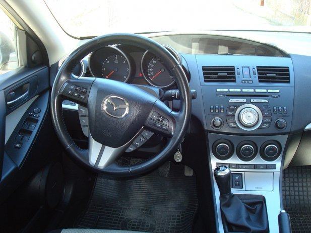 Mazda 3 MZRCD 2.2 110 KW TX PLUS, 2009 god.