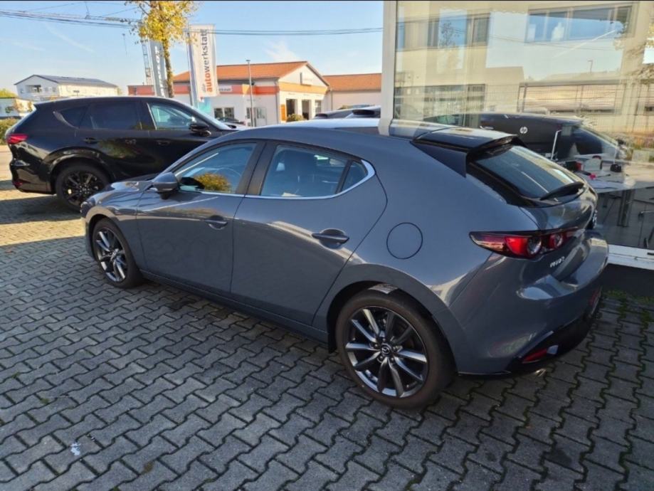 Mazda 3 G120 36TKM,SERV.,NAVI.,LED,ALU.,PDC,KAM.,AUDIO SYSTEM,SPORT, fotografija 3