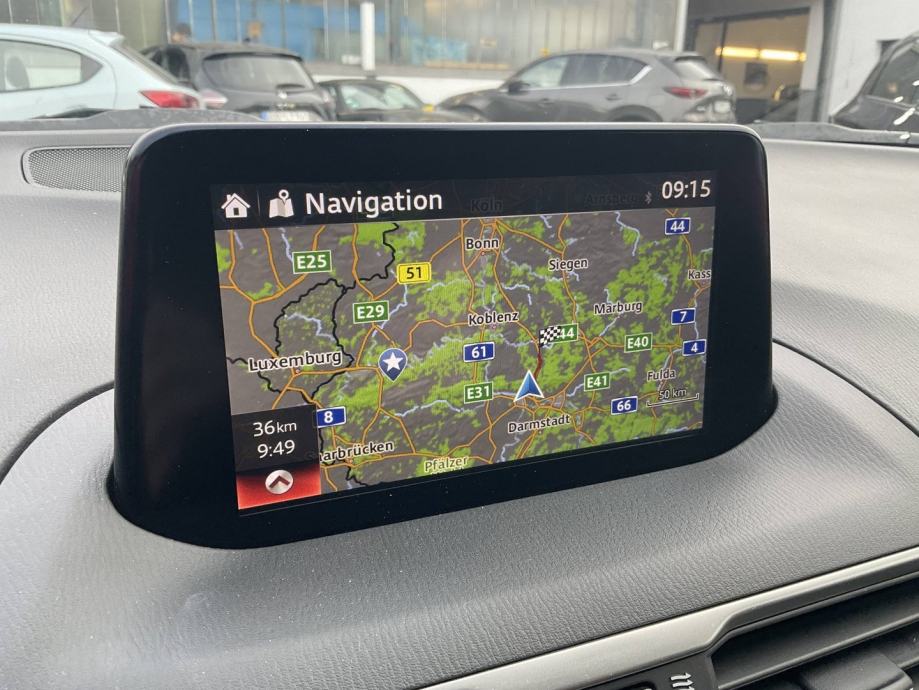Mazda 3 G120, fotografija 7