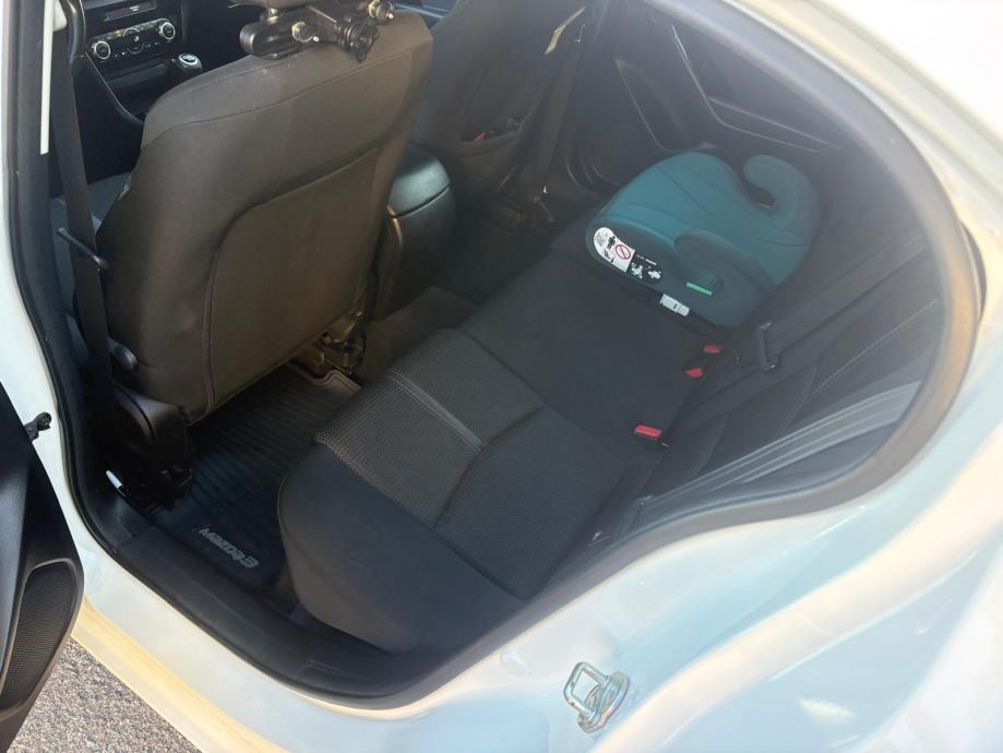 Mazda 3 G120, fotografija 6