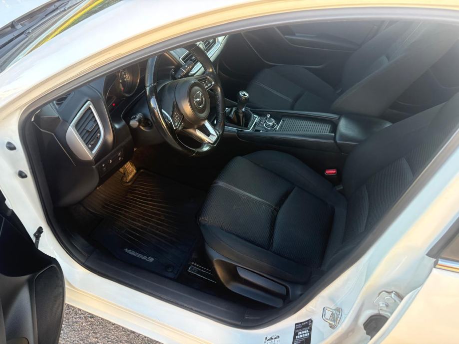 Mazda 3 G120, fotografija 7