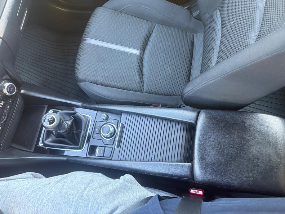 Mazda 3 G120, fotografija 4