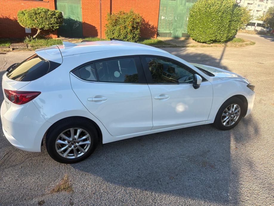 Mazda 3 G120, fotografija 16