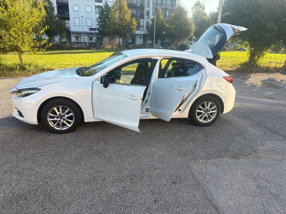 Mazda 3 G120, fotografija 13