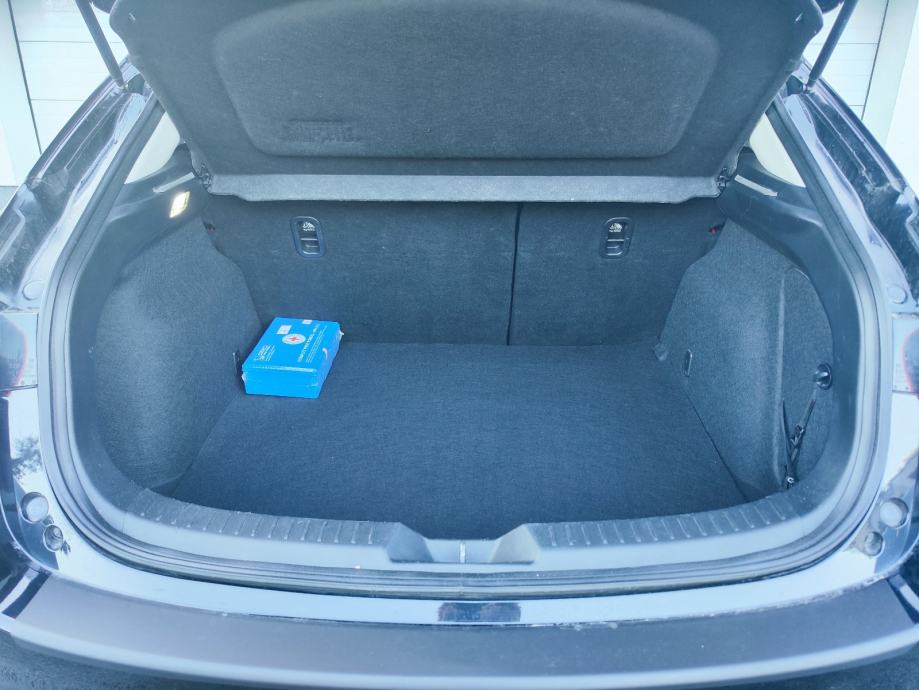 Mazda 3 G120 Top 2.0. Benzin,webasto, bi led, servis, fotografija 13