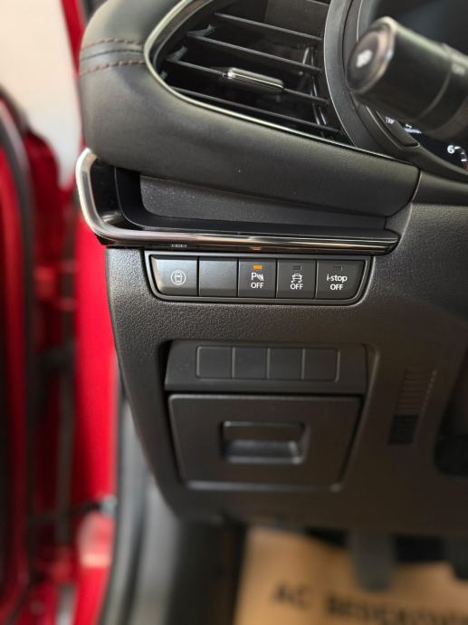 Mazda 3 G122 PLUS SOUND STYLE SERVISNA KAMERA NAVI, fotografija 18
