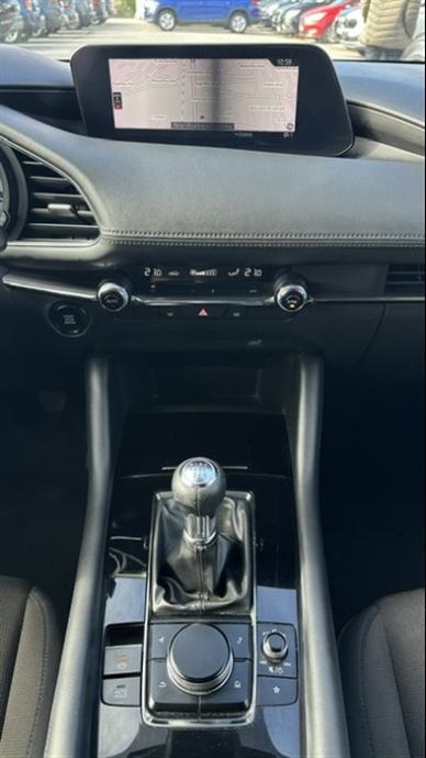 Mazda 3 G150 , Navi, LED, Head Up, ACC, Alu18. U PDV u., fotografija 15