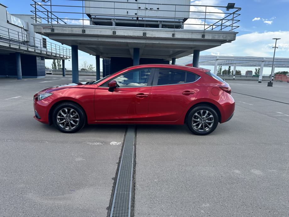 Mazda 3 Sport 1.5 Skyactiv-D, 144000km, u odličnom stanju, fotografija 11